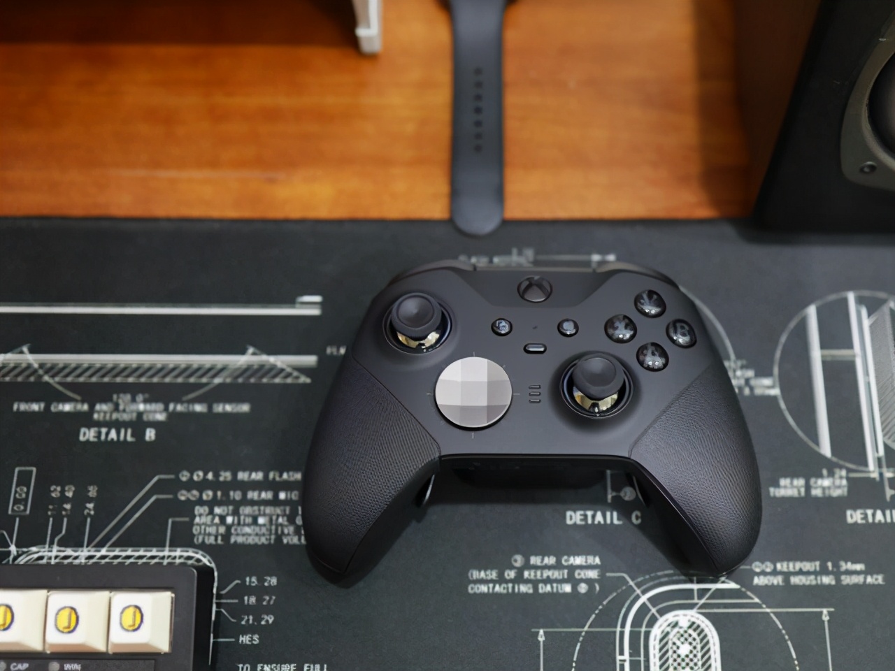 微软手柄精英版二代,微软精英手柄三代