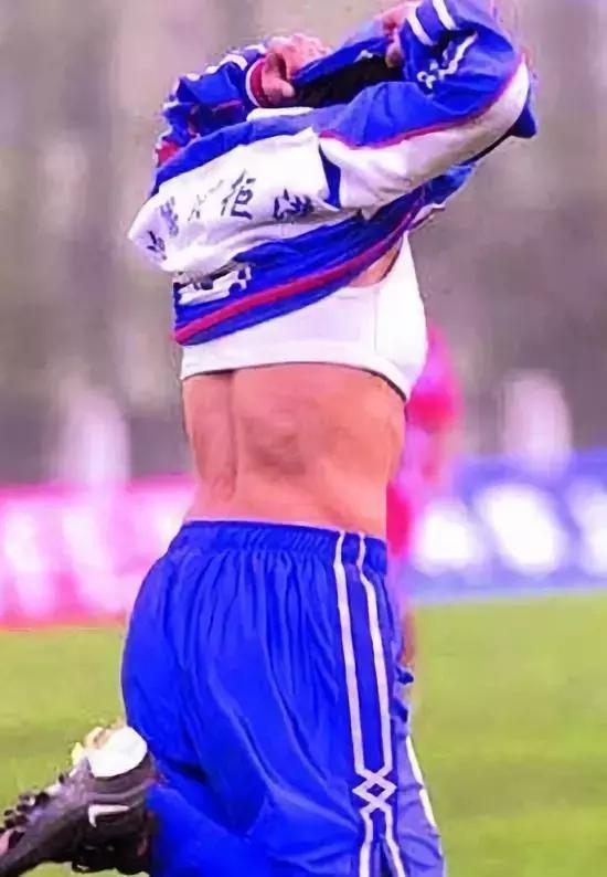 中国女足王霜2024年有比赛吗,王霜当选亚洲最佳女足运动员