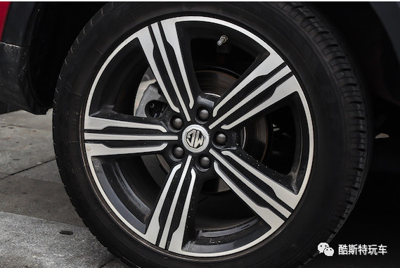 真空轮胎气门嘴多久更换,轮胎气门嘴老化怎么办