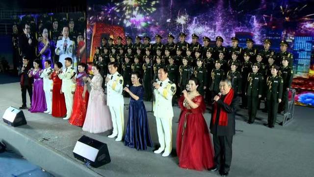 2019首届鹏飞乐公益春晚在京启幕