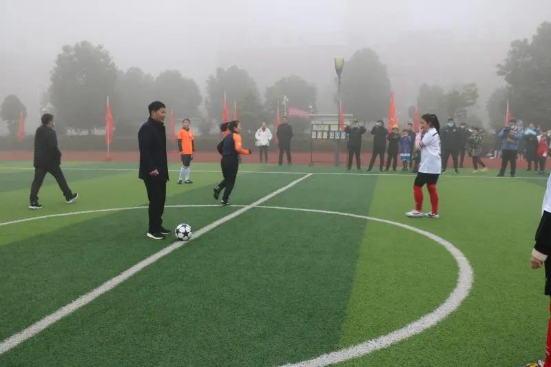 南阳市第一完全学校足球比赛,方城县小学足球联赛比赛