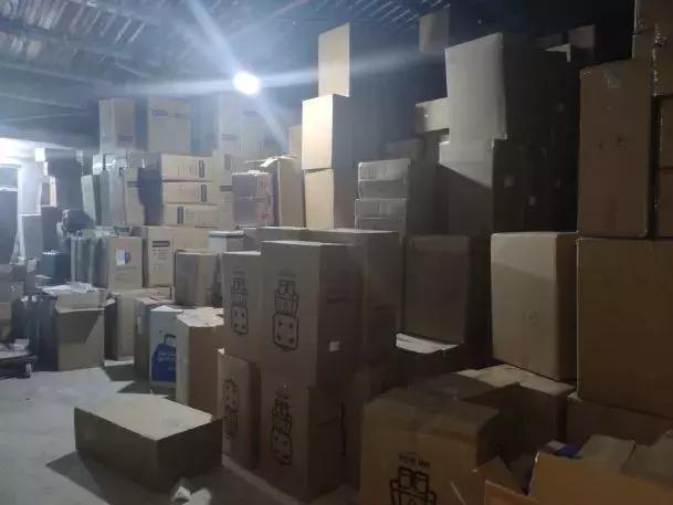 价格1000多的包包,名牌包包只卖100多元