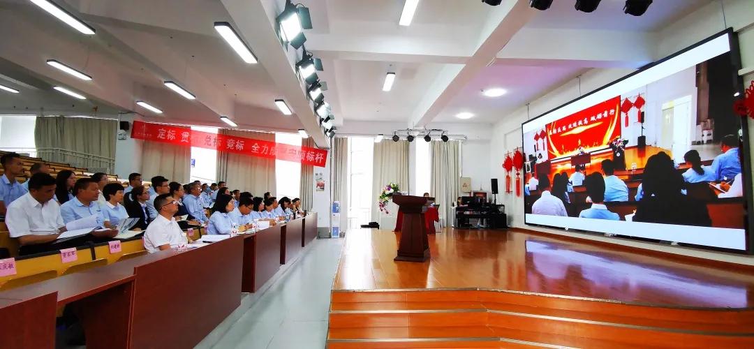 反思中前行总结中提升,反思中前行