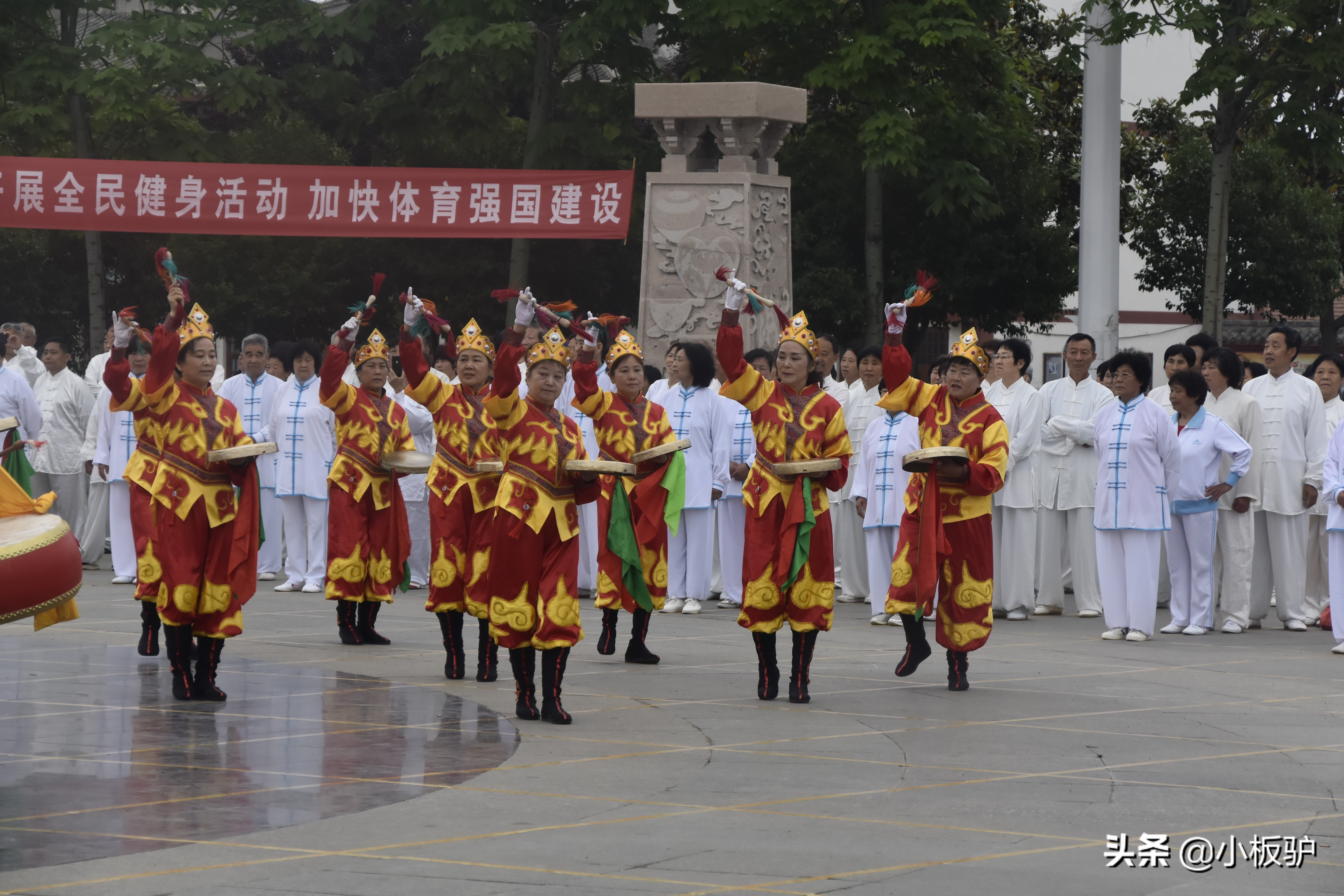 激情锣鼓表演,秧歌威风锣鼓表演完整版
