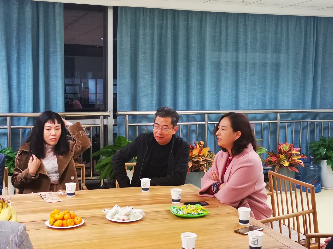 阳光教育巩总、大地德润教育张总一行莅临育儿家，探寻托育新航向