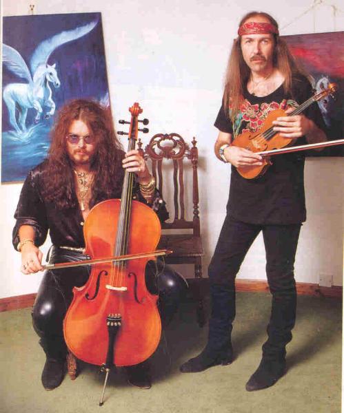 YoungGuitar杂志对VAI和YNGWIE的专访