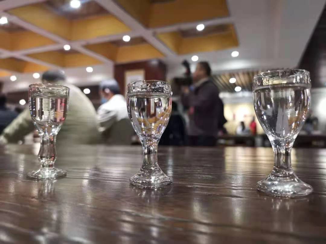 衡水老白干最正宗的是哪一款,河北衡水老白干75度酒好喝吗