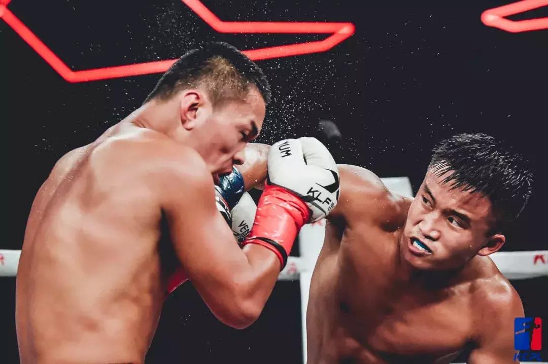 昆仑决成都洛带古镇站直播,昆仑决综合格斗最新一期比赛视频