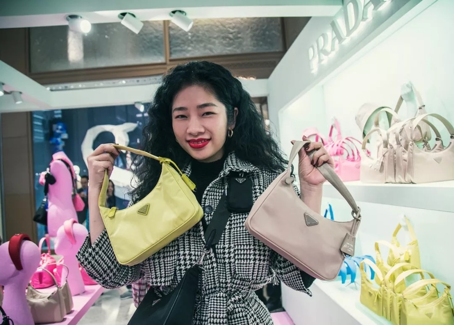 时尚街拍包包大牌款,千奇百怪的包包