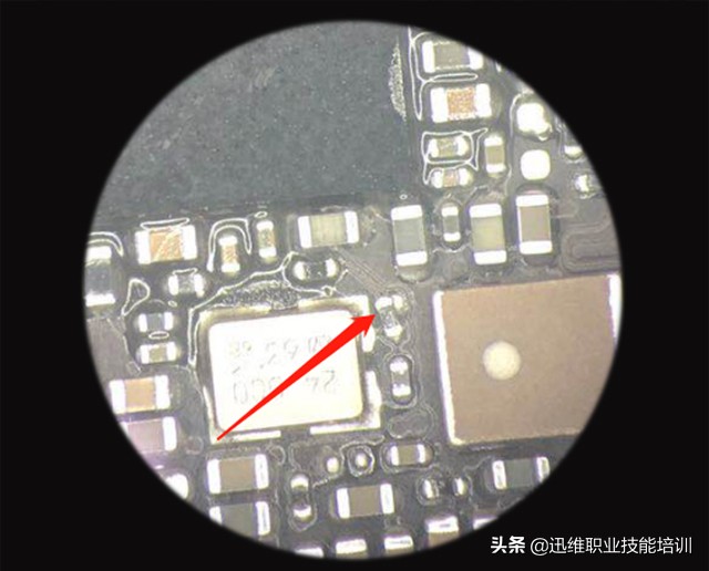 iphone7p摔了开不了机,iphone7p摔了一下一直重启