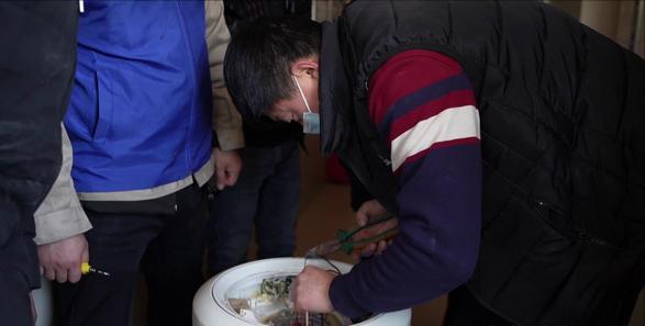 靠清洁致富,靠厨电行业赚钱