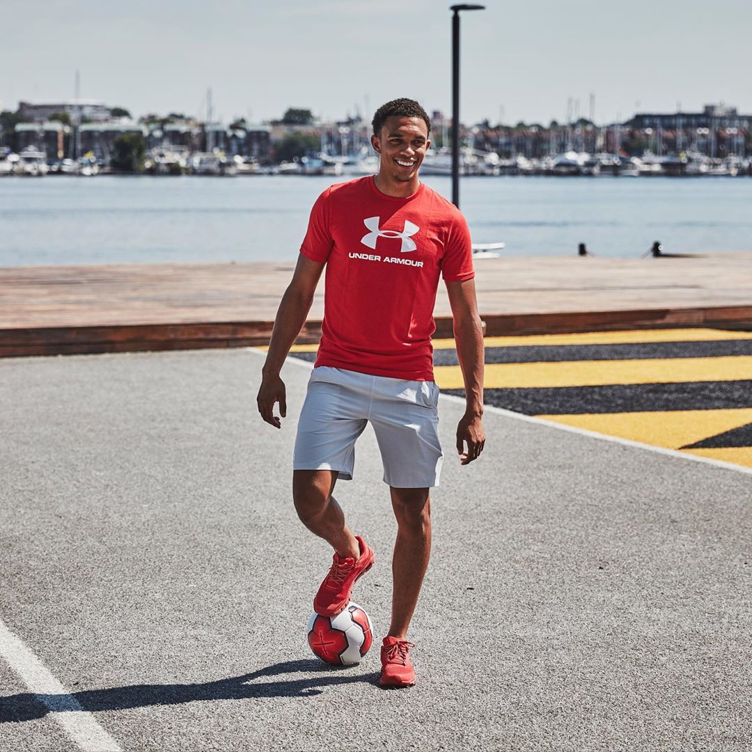 运动服怎么穿好看时尚冬天,运动服怎么穿不土