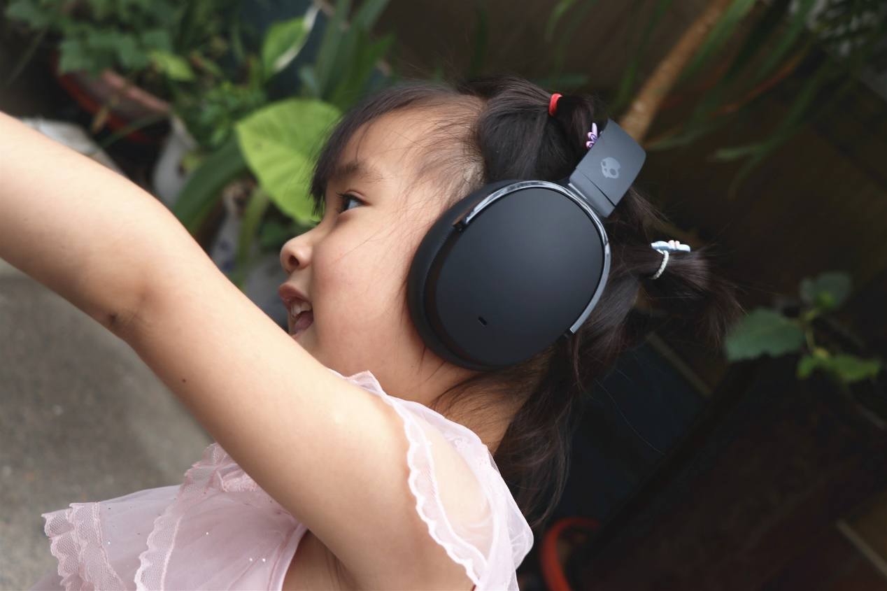 hifi头戴式无线蓝牙耳机推荐,同价位是选耳麦还是入耳式耳机