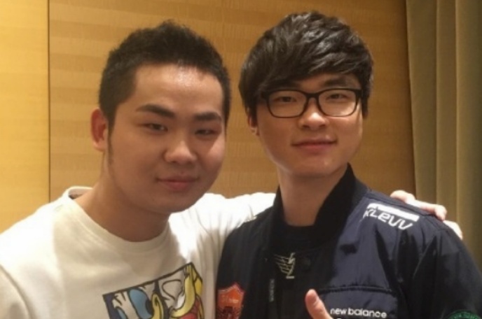 余小c打zzr,余小c双排队友说打不了