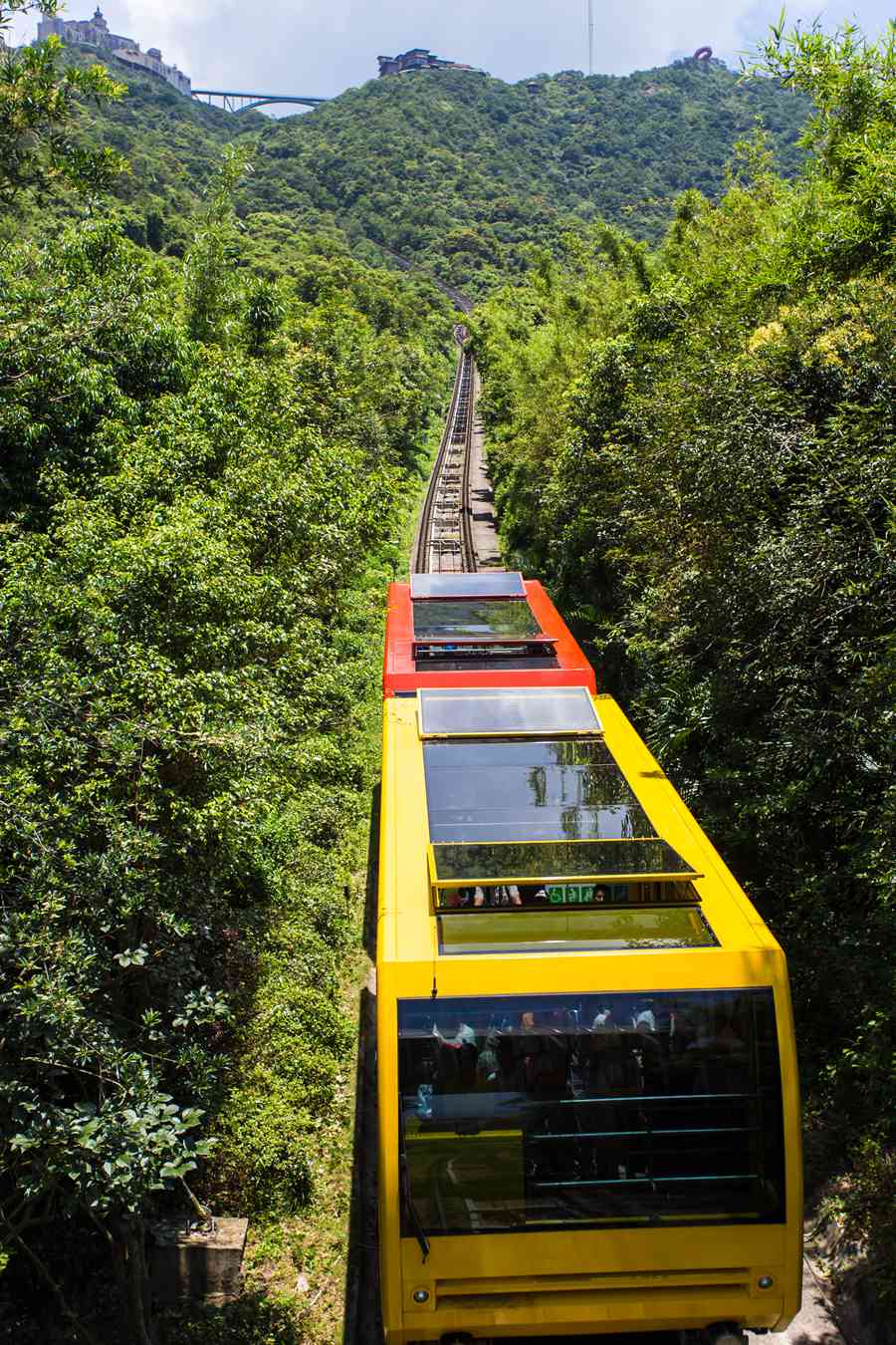 华侨城瀑布酒店房+餐+票，全部只要499！景区VIP通道免排队等你来