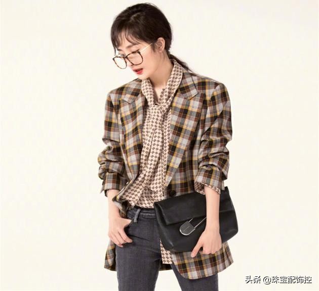 银曲别针奢侈品,心形曲别针奢侈品