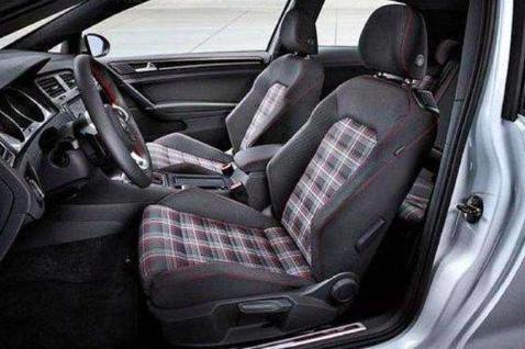 花几千块给座椅包真皮，多少人被改装店老板坑了？织布没那么不堪