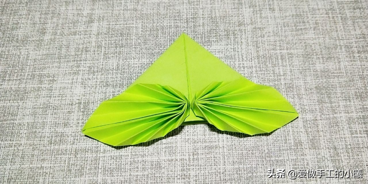 银杏叶手工折纸书签大全,读书节折纸书签