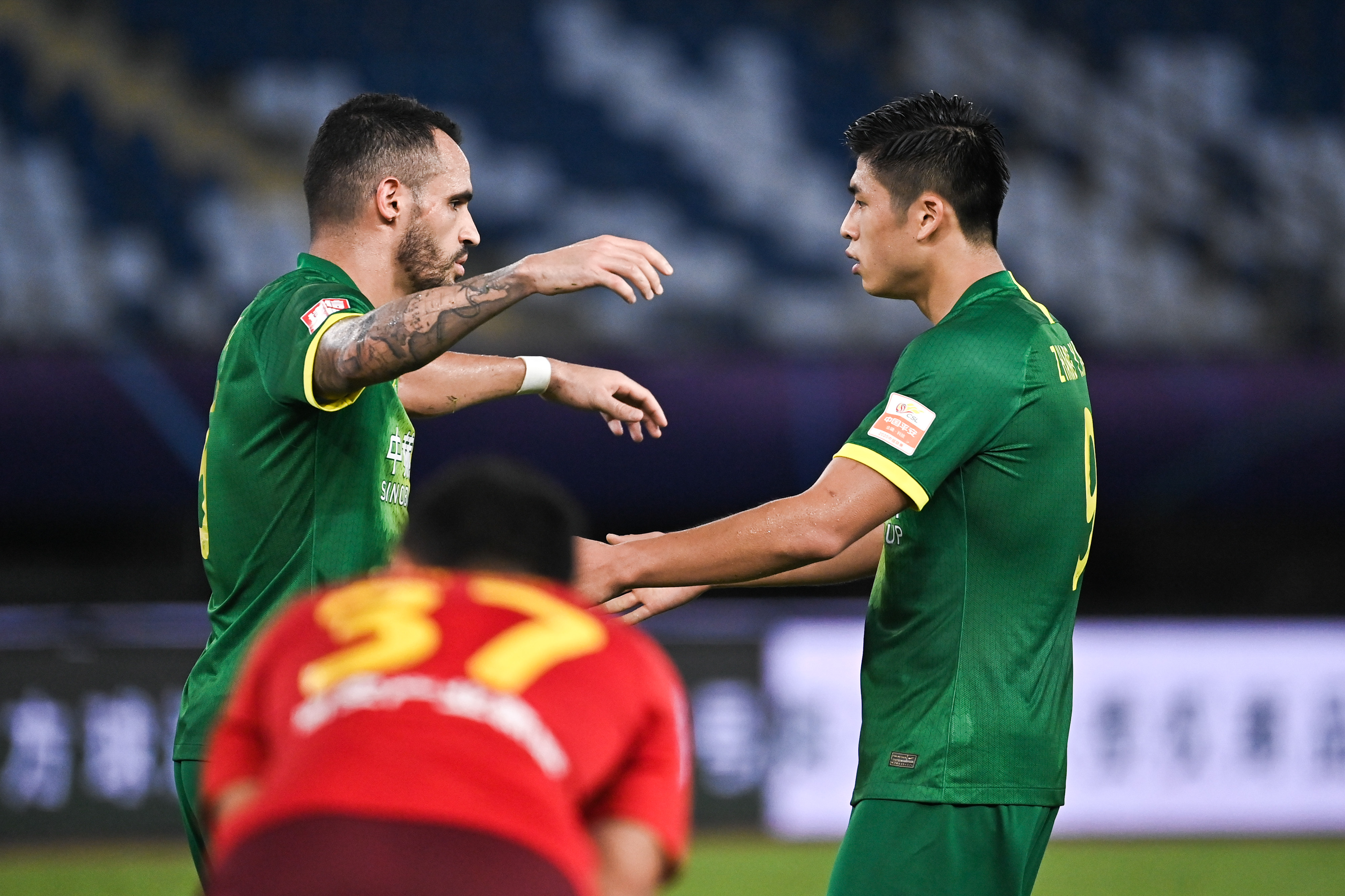 华夏拒当“北京二队”，每次都踢踢得别别扭扭，国安如何才能真正获得“幸福”