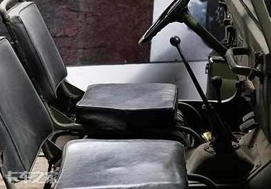 北京bj212吉普车是5座吗,老司机考驾照容易过吗