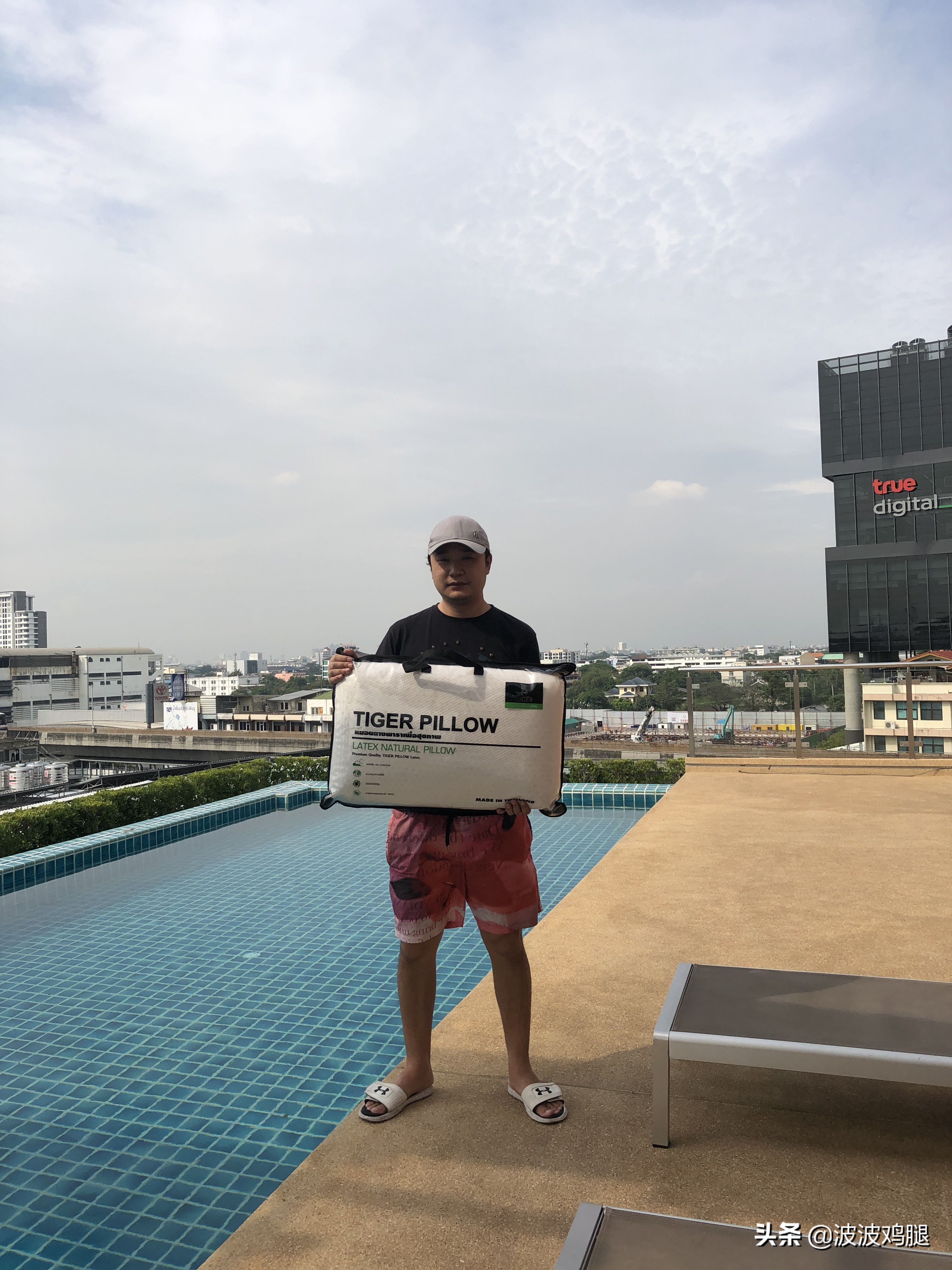 泰国乳胶枕头原装进口成人枕芯,泰国乳胶枕头好的多少钱1个