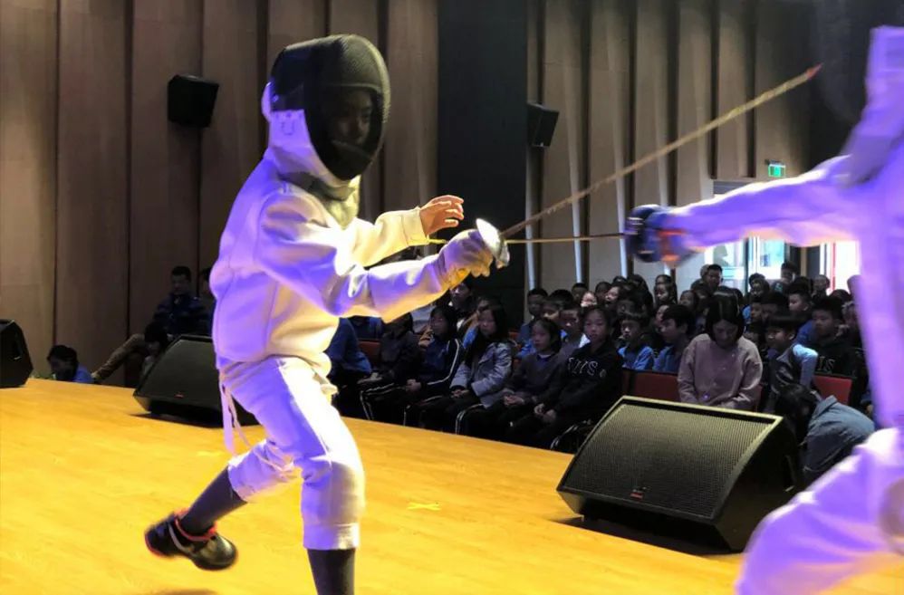 在厦门500万买岛内还是岛外学区房,在厦门一定要买学区房吗