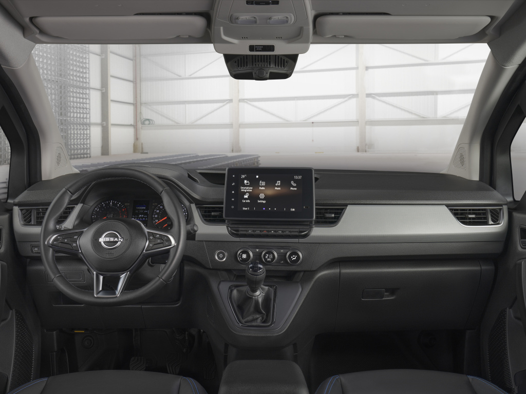 五菱宏光2020款拉货,五菱宏光可以拉货拉人吗