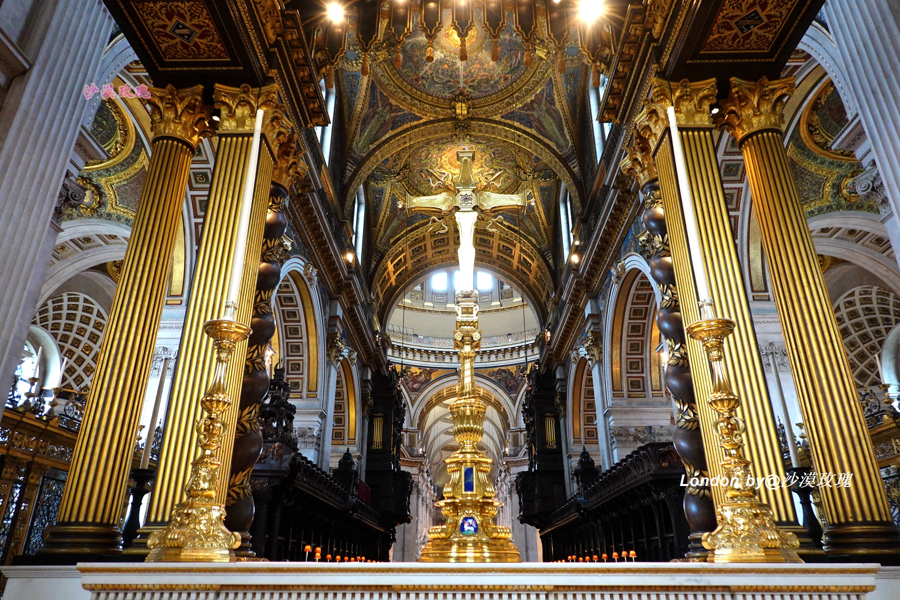 它是世界第五大教堂，曾见证了查尔斯与戴安娜的世纪婚礼