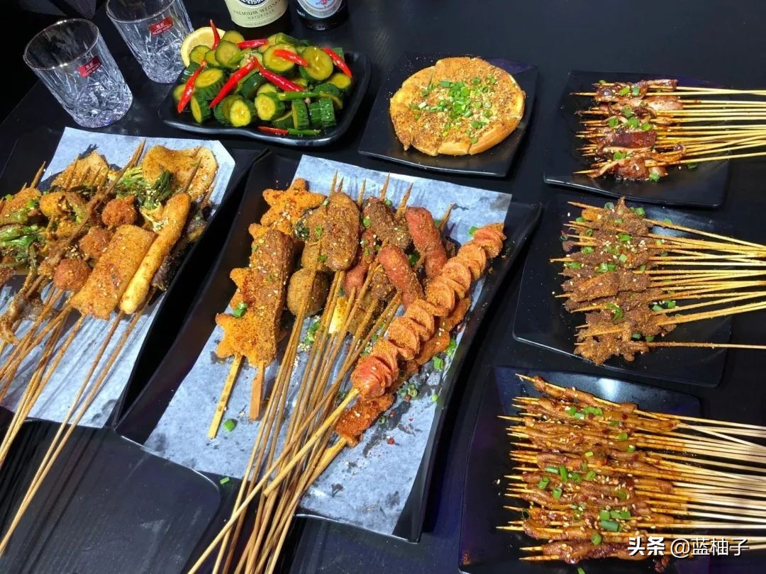 不油的炸串，比烧烤更嫩，比火锅更入味，从素到肉炸嘛嘛香，好吃