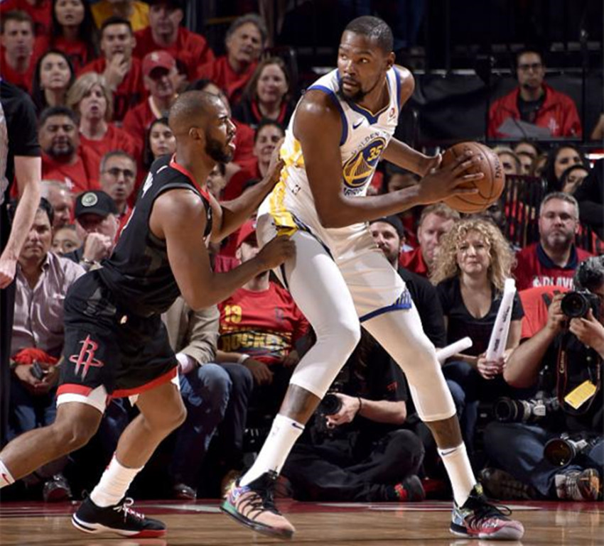 控卫之神保罗十大过人时刻,保罗为什么被称为控卫之神的原因