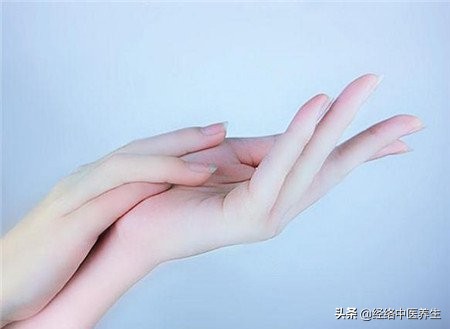 手部干裂出血，该如何安全快速治愈？