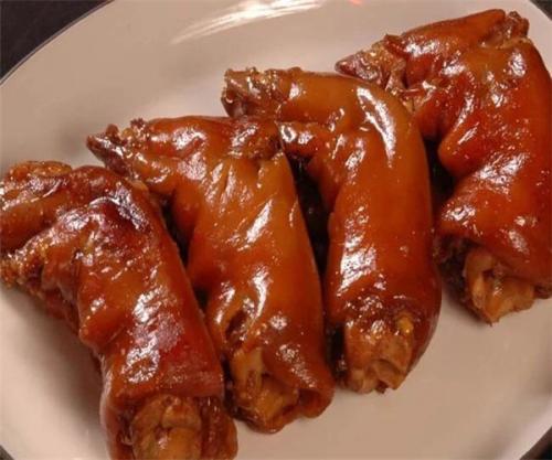 光头大叔摆摊日常,光头大叔卤菜