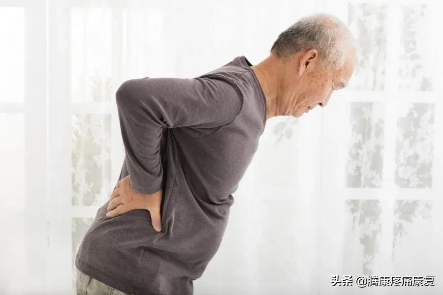 椎管狭窄走路腿疼怎么回事,腰椎管狭窄引起的腿疼