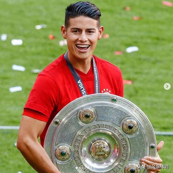 足球社交媒体热度排名,足球球星话题热度排行榜