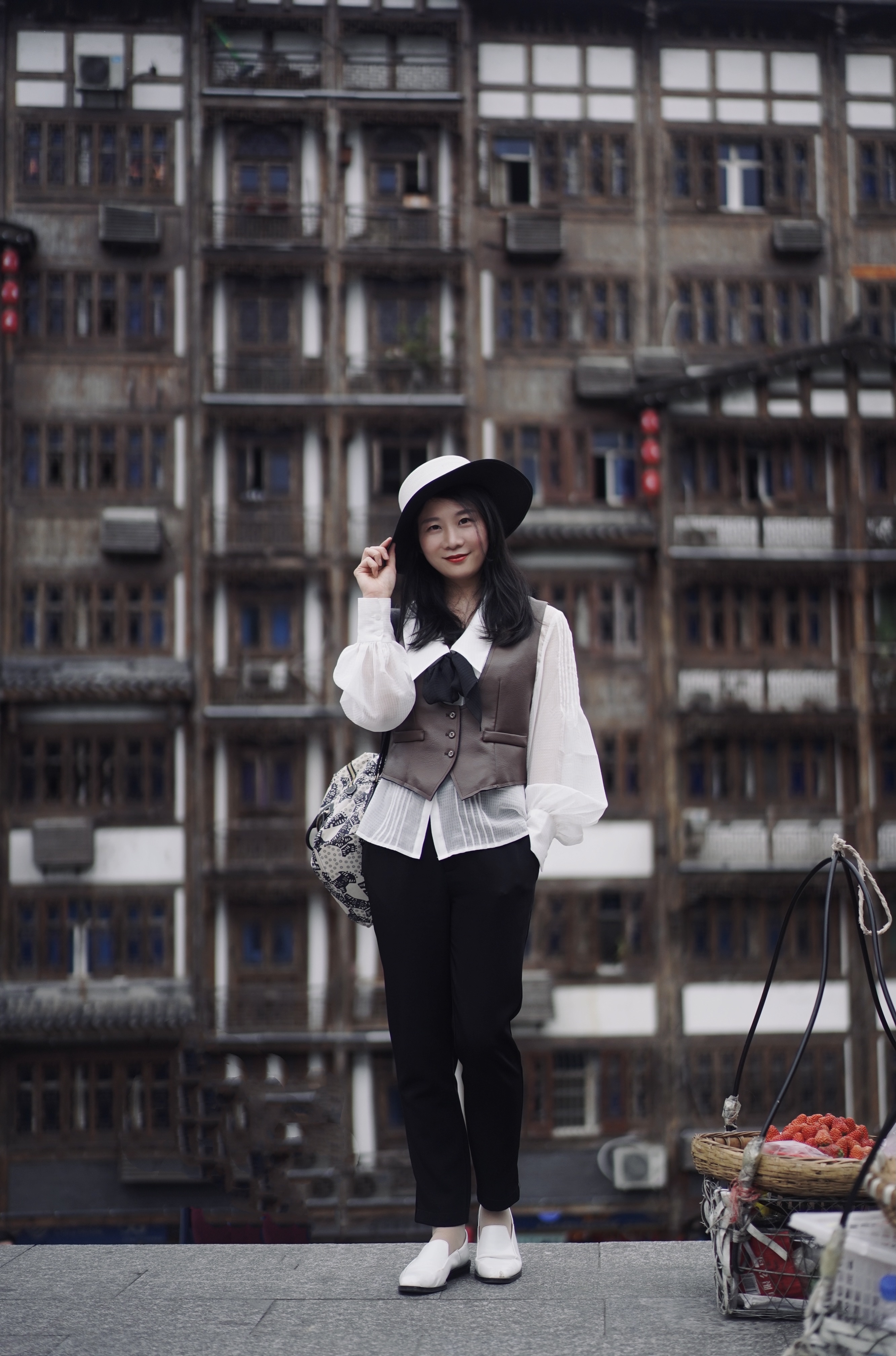 贵州黔东南千与千寻,茅台镇千与千寻