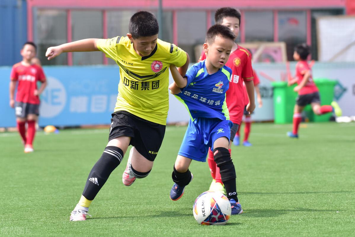 多特蒙德拜仁青训基地,多特蒙德青训宣传视频