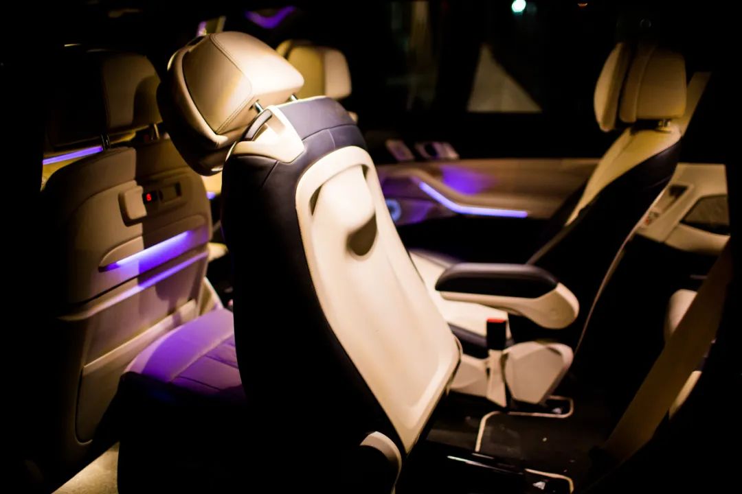 迈向奢华新高度全方位体验宝马X7