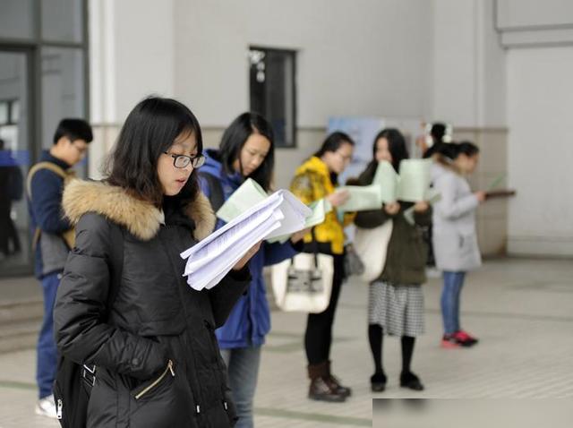 公办合同制老师有前途吗新政策,35岁合同制教师还有啥出路