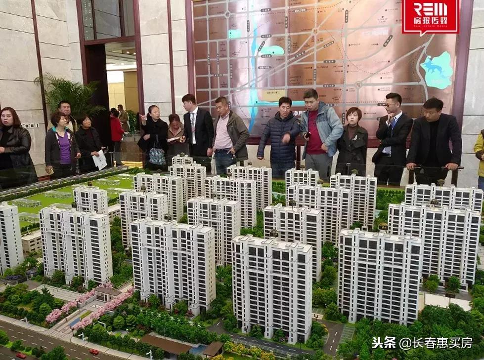 宝裕悦兰湾和兰溪学府哪个更好些,宝裕悦兰湾二期房子100平样板间