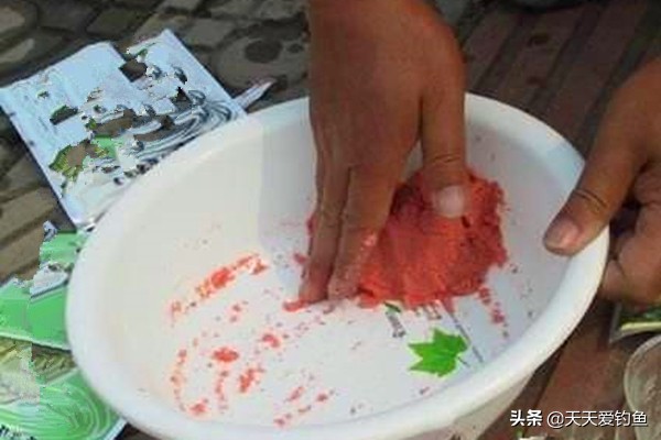 钓鱼技术拉饵手法和技巧,钓鱼饵料的拉饵技巧