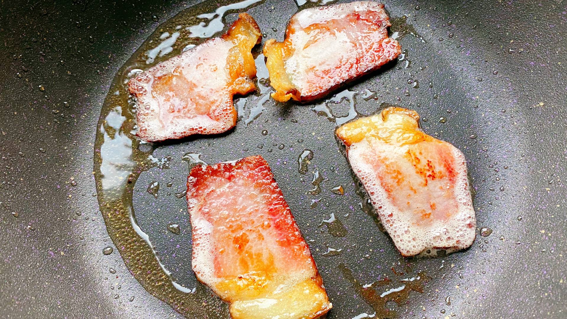 走近氪学｜粘锅退款！打死都不粘的不粘锅？