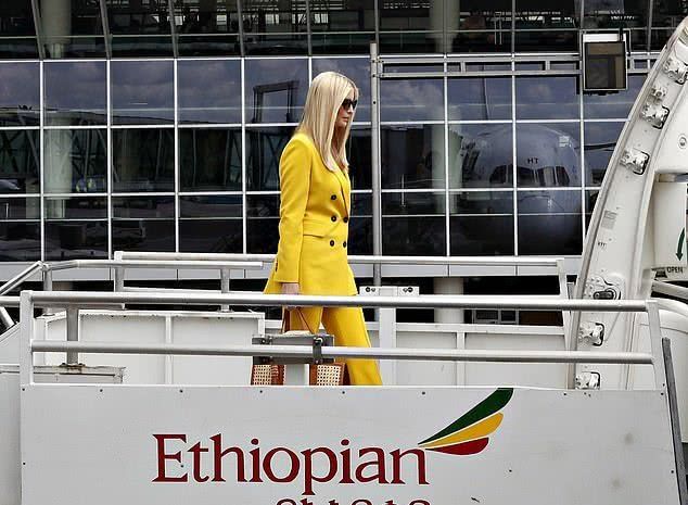 伊万卡zara,伊万卡蓝色正装