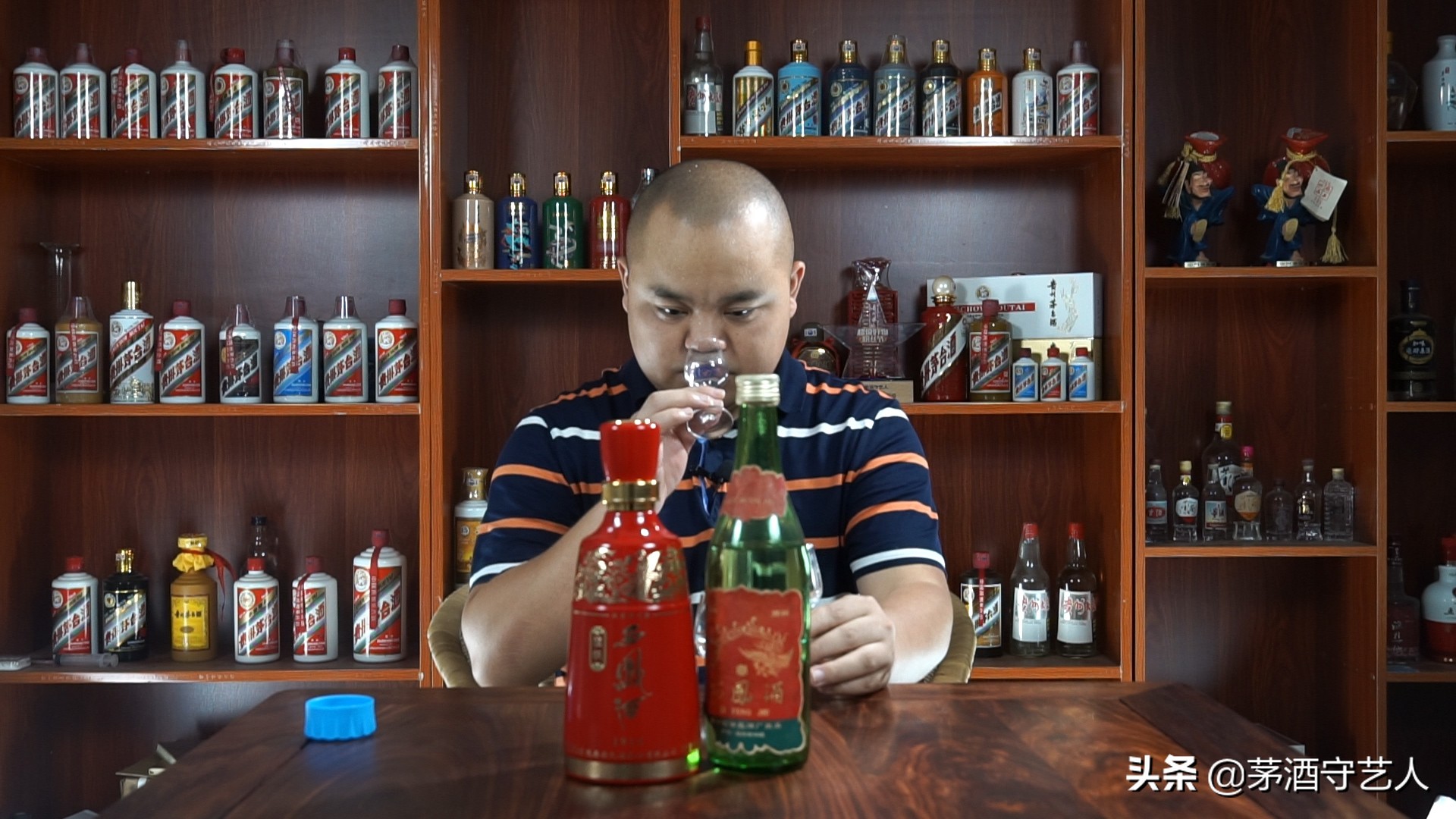茅酒守艺人酱香经典品酒视频,茅酒守艺人评荣和烧坊