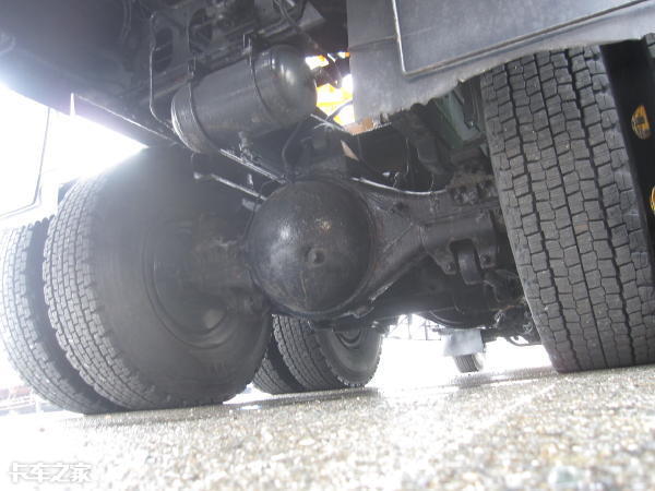 五十铃630轻型卡车,日本五十铃全驱6x6