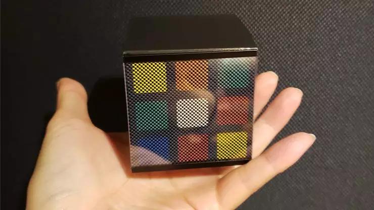 能自动还原魔方的软件,晃一下手魔方就能自动复原