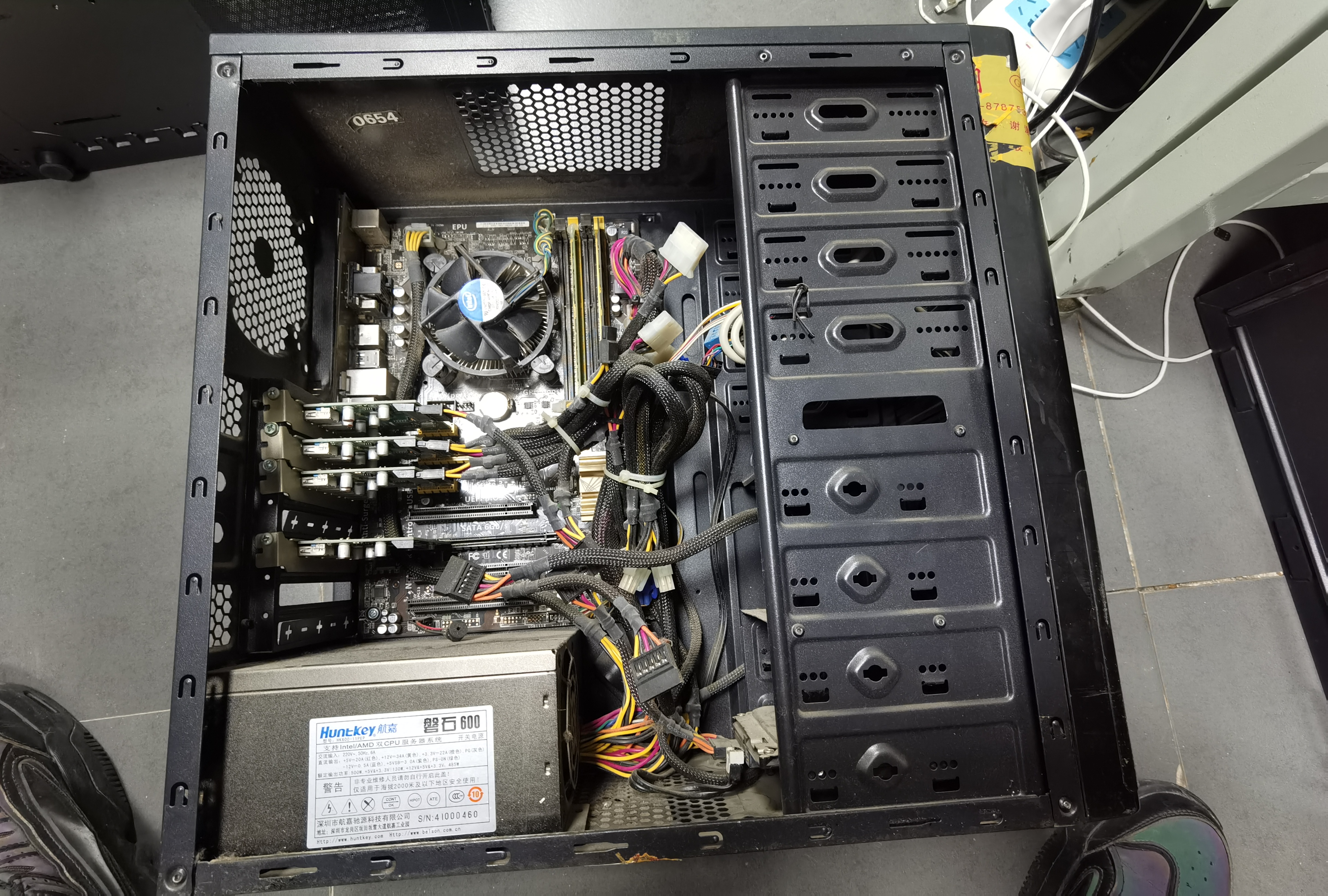 品牌老机箱能装新主板吗,电脑小白怎么重装系统win7