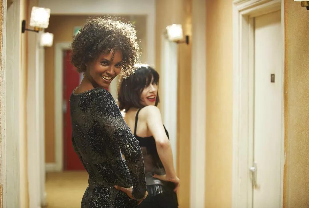 《沙漠之花》|陋习之下的女性命运