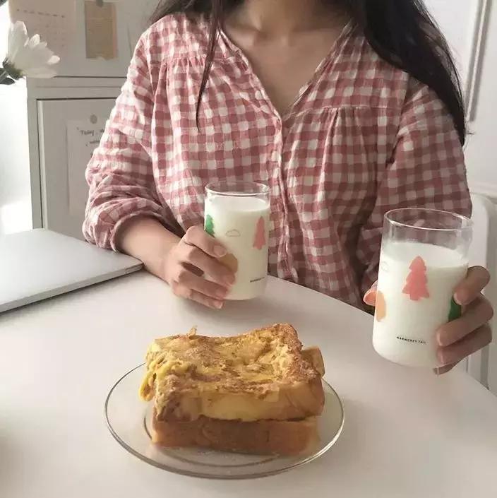 29岁女孩独居图片,29岁独居女孩的视频