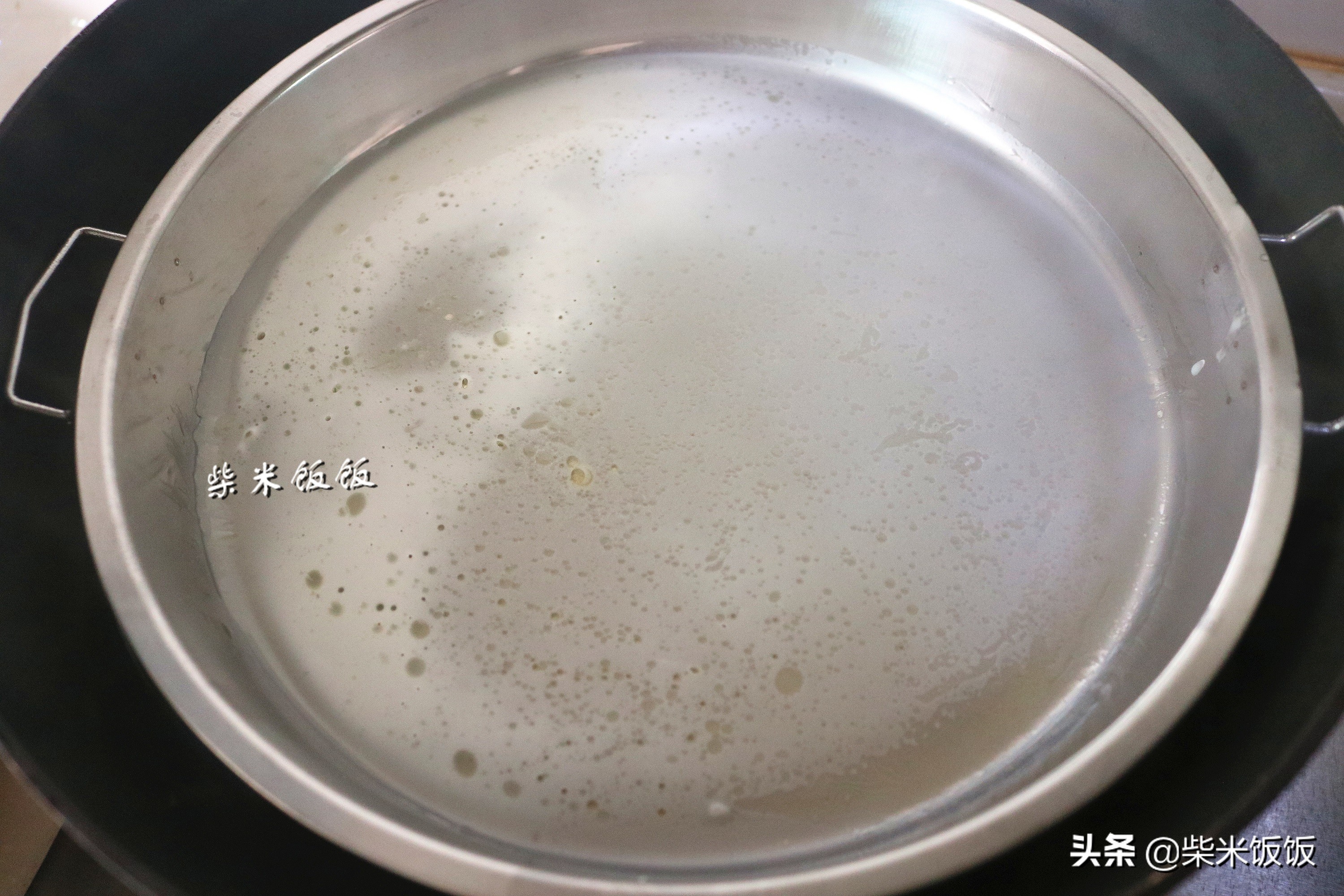 自制凉皮需要蒸几分钟,怎么样用面粉做凉皮才筋道