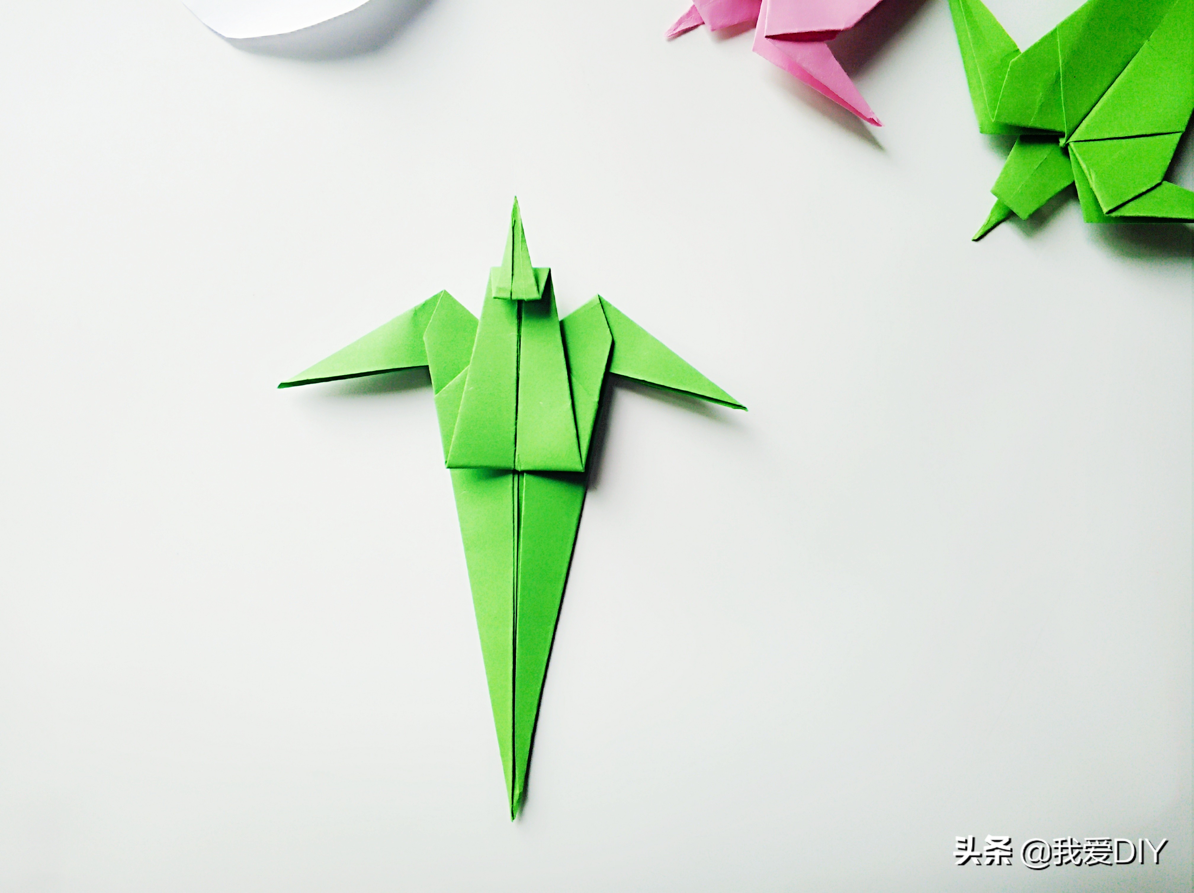 小燕子折纸步骤图解法,小燕子折纸教程简单